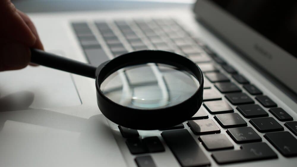 The Detektei Grossostheim Agenda: Tracing Clues