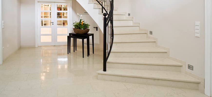 Gestalten Sie Ihre TraumInnentreppe mit Stepsta: Hochwertige Handwerkskunst, Ihr Design
