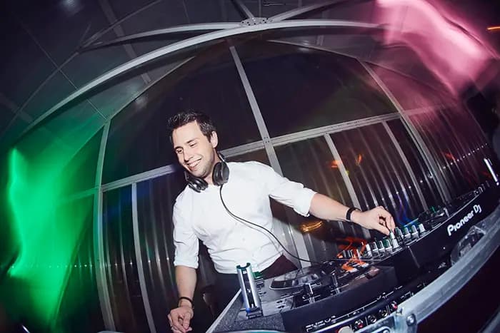 Hochzeits-DJ Oberösterreich: Die beste Musik für Ihren Hochzeitstag