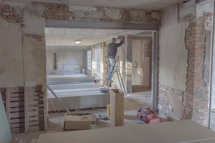 Altbau sanieren: Wie Sie den Charme alter Gebäude bewahren und gleichzeitig moderne Akzente setzen können