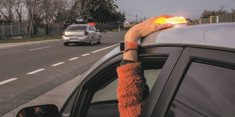 Warnleuchte V16: Warum Safeglow die beste Wahl im Notfall ist