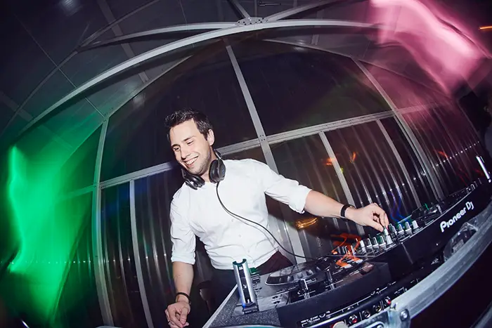 Hochzeits-DJ Oberösterreich: Die beste Musik für Ihren Hochzeitstag