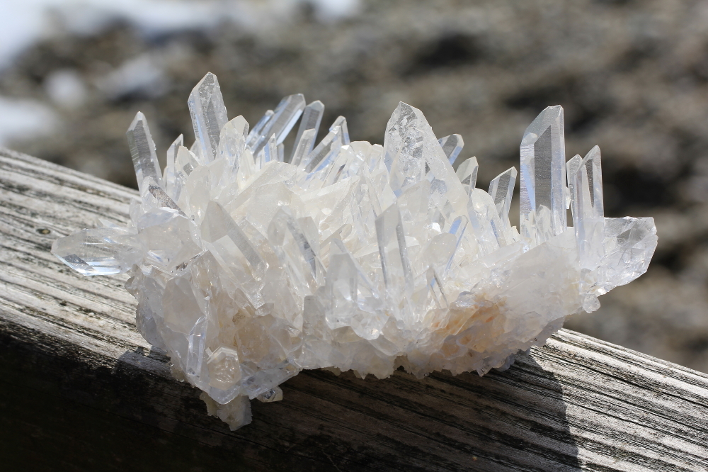 CrystalScents zeigt dir die heilende Wirkung von bergkristall