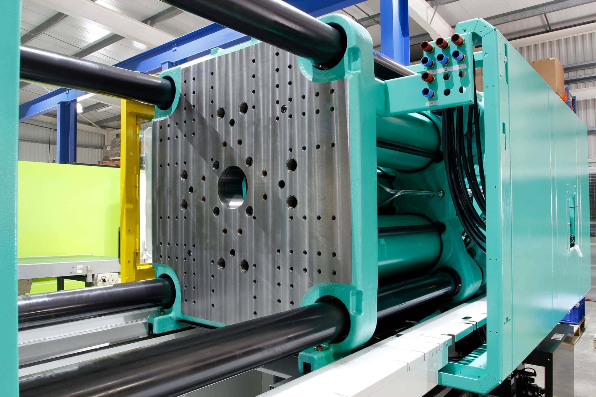 Maxnext GmbH: Formenbau Spritzguss mit Schneller Lieferung für Prototypen und Serienfertigung