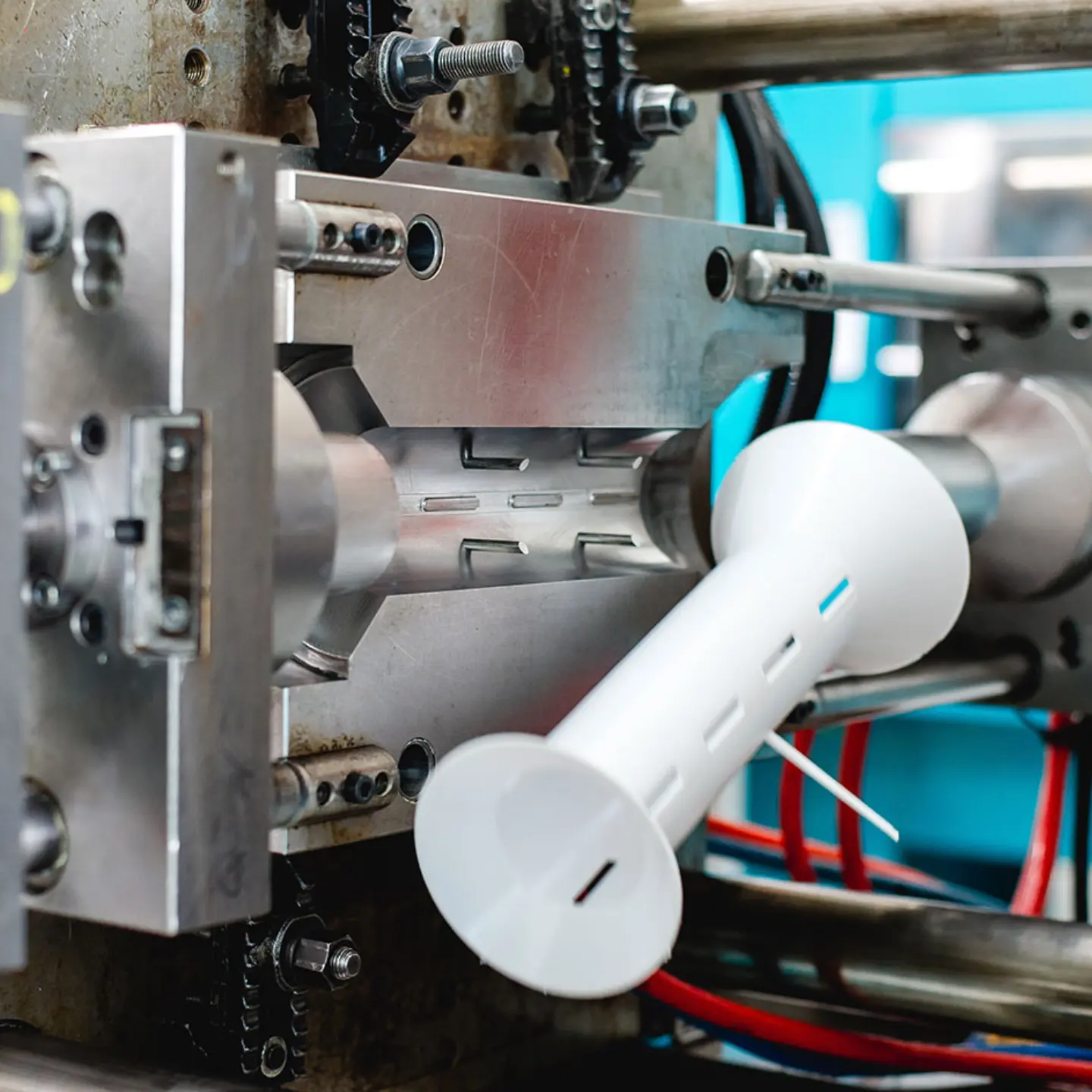 Maxnext GmbH: Formenbau Spritzguss mit Schneller Lieferung für Prototypen und Serienfertigung