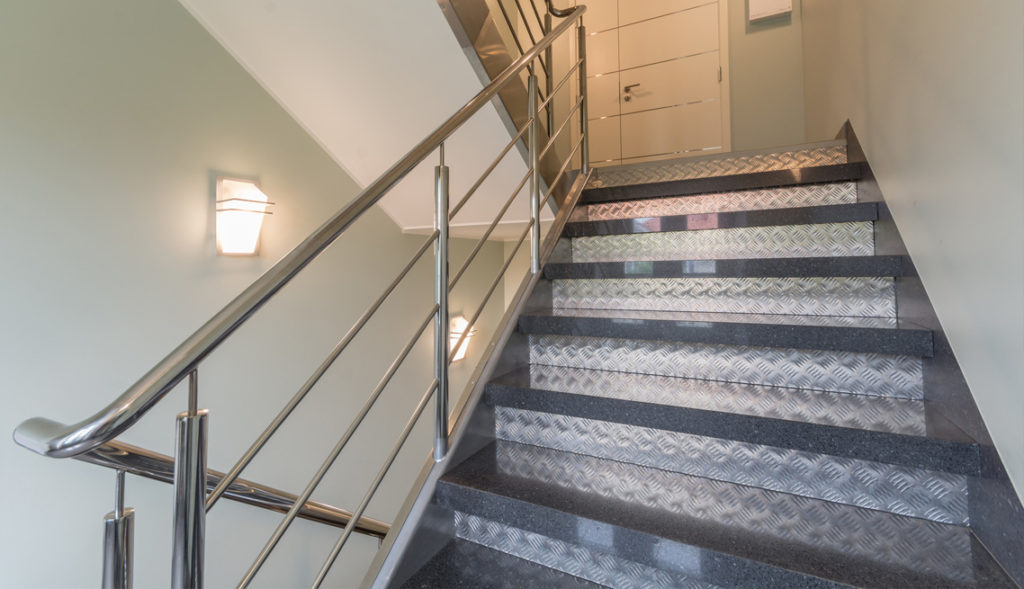 Von klassisch bis modern: Entdecken Sie die vielfältigen Designoptionen einer Treppe Polen für Ihr Zuhause