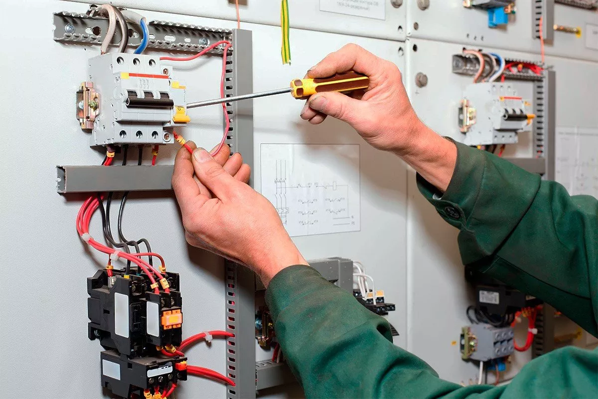 24/7 Elektro Notdienst für Privathaushalte